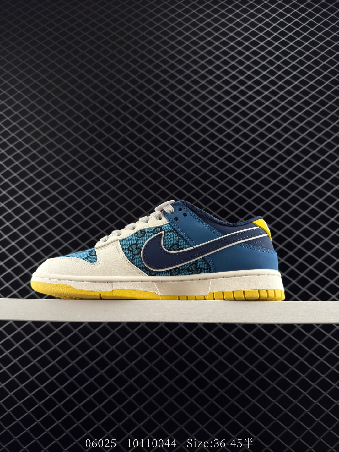 Nike Air Jordan 1 x Travis Scott AJ1